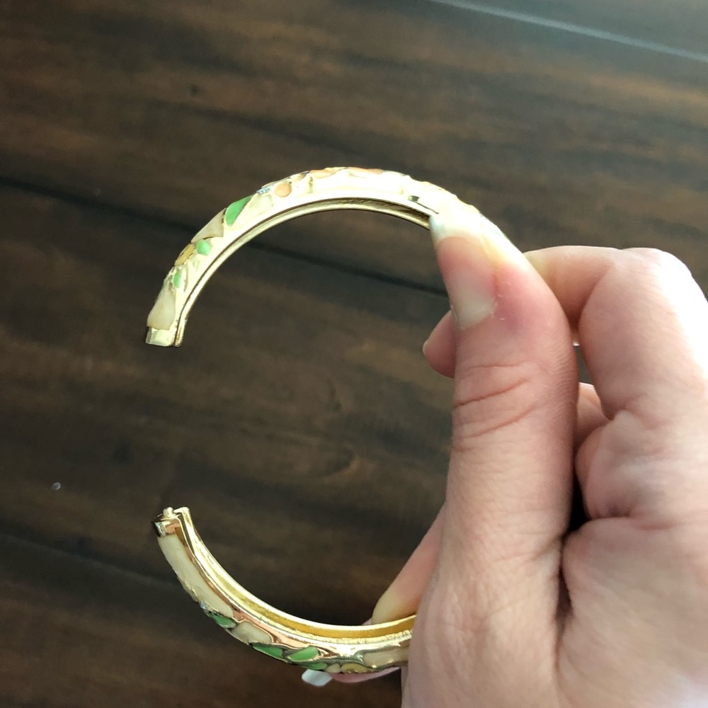 Tropical floral bangle - Picture 2 of 3